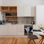 Guestready - Downtown Design